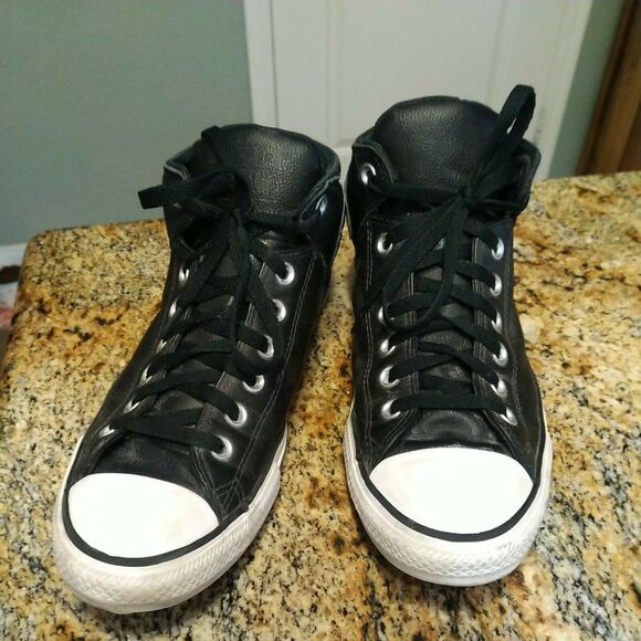 Rare Black Chuck Taylor All Star Converse Leather Mid Top Sneakers Mens 10 D - Picture 2 of 12